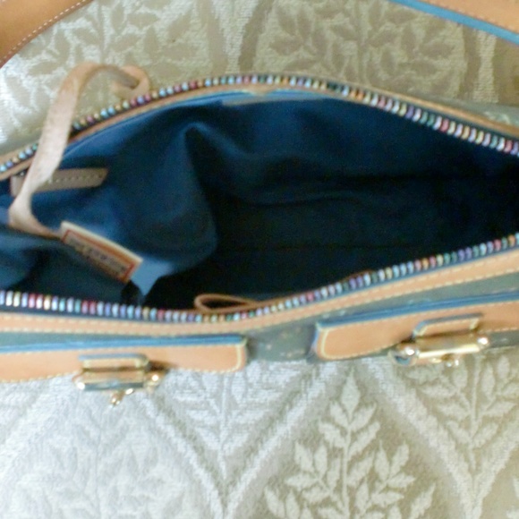 Dooney &  Bourke - Picture 4 of 8
